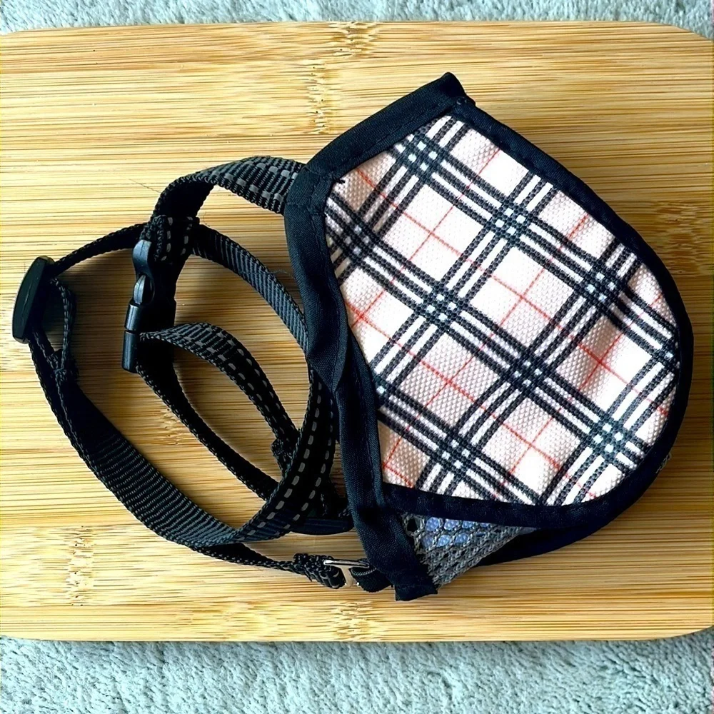 Brand New Dog Muzzle Plaid & Black Biting Obedience Training Grooming